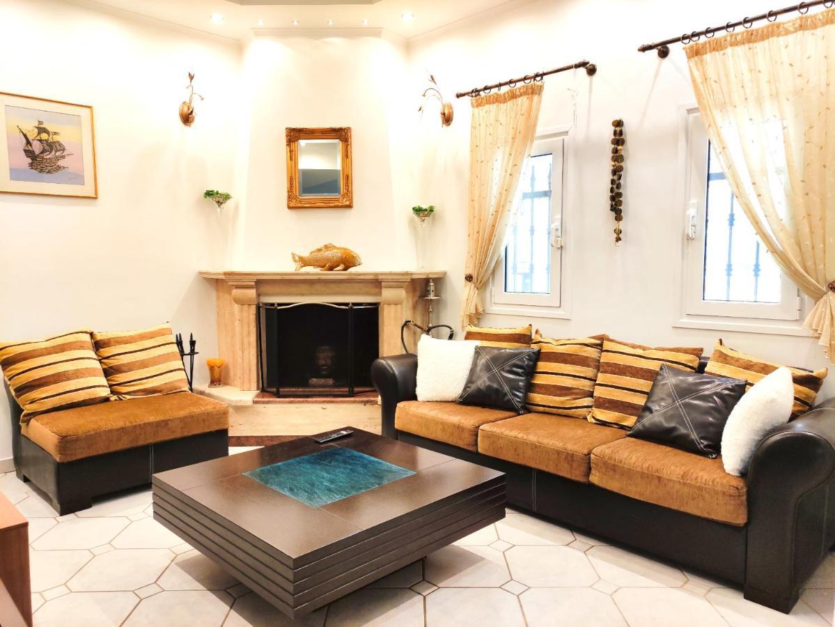 Anastasiou Home In Central Crossroad Parga Bagian luar foto